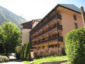 Beautiful apartment decorated with great care in a mountain style